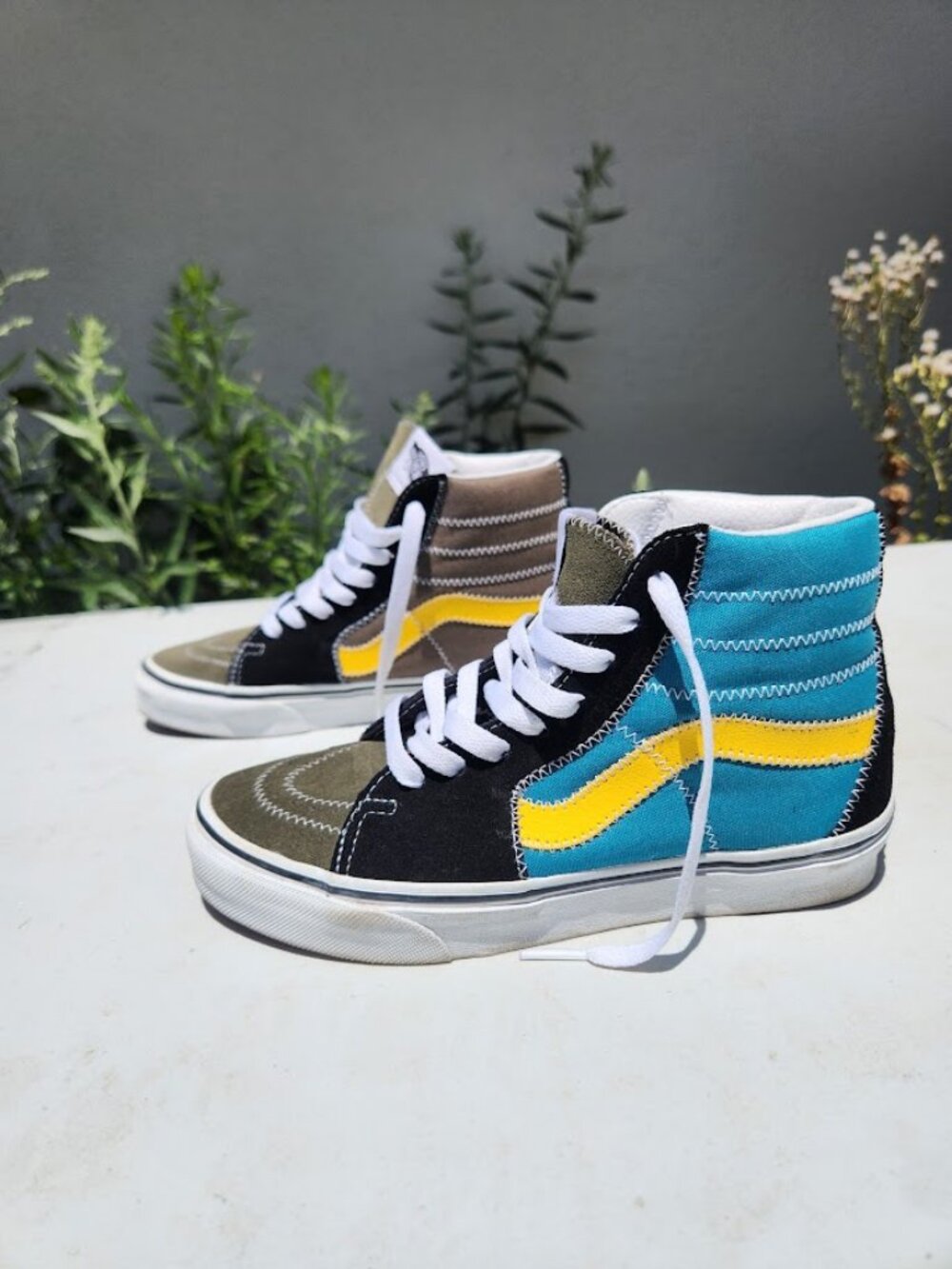 Vans Sk8-Hi Zig Zag Sneaker Shoes Suede / Canvas Tennis Shoes Size Women's 5